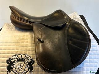 Sadlar hästutrustning till salu: Hoppsadel Equipe Grand Prix i Uppsala - Annons 20