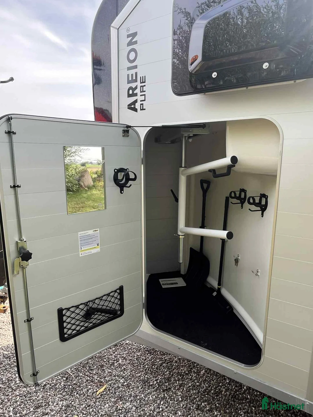 Hästtransporter  fordon & transport till salu: Ny - Humbauers senaste innovation  i Löderup - Annons 7