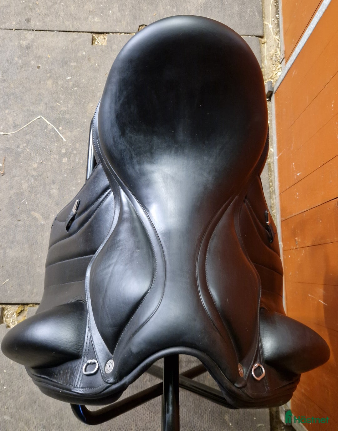 Sadlar hästutrustning till salu: Equipe Viktoria Special 17.5 " i Ludvigsborg - Annons 3