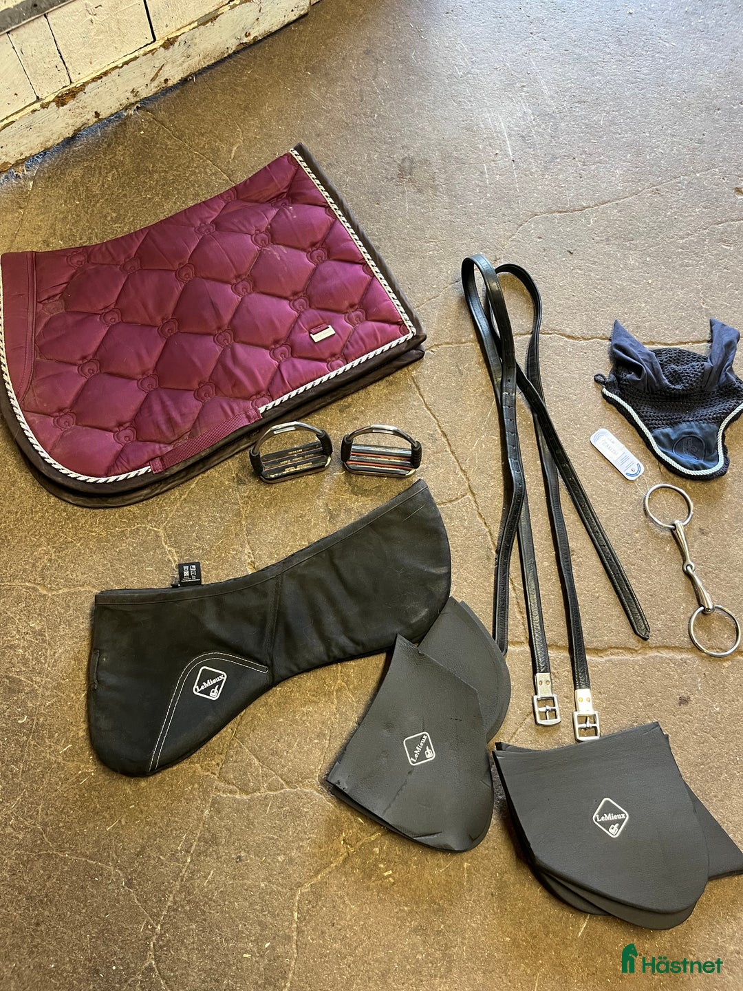 Sadeltillbehör hästutrustning till salu: Blandad utrustning  i Läckeby - Annons 1