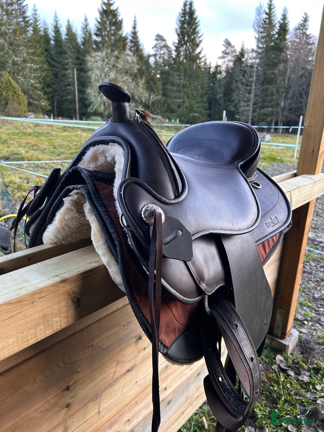 Sadlar hästutrustning till salu: Barefoot Arizona  i Alvesta - Annons 4