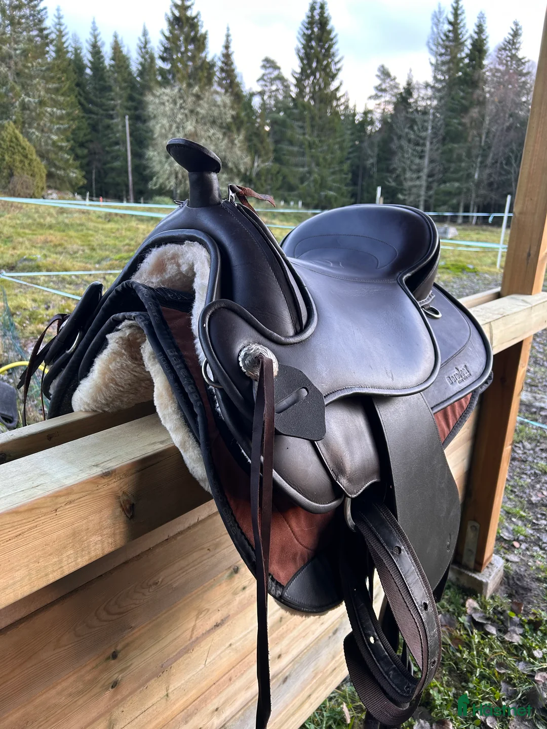 Sadlar hästutrustning till salu: Barefoot Arizona  i Alvesta - Annons 4
