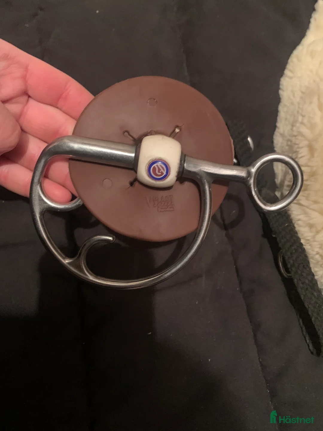 Bett hästutrustning till salu: Trust bett i Vänersnäs - Annons 2