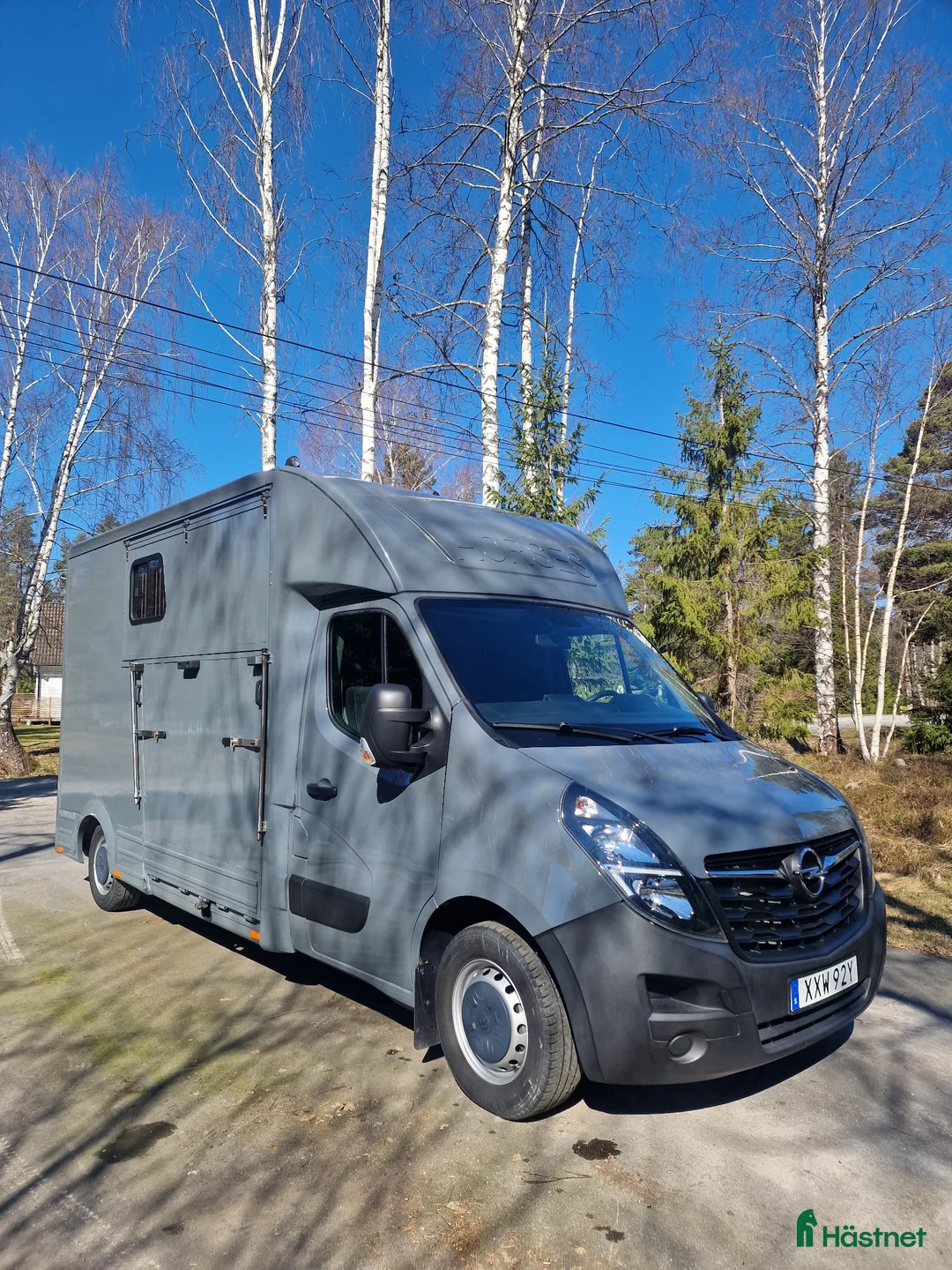 Hästlastbilar  fordon & transport till salu: 2021 Opel/Renault Stuteri Lågmilad 1477 mil - Annons 2