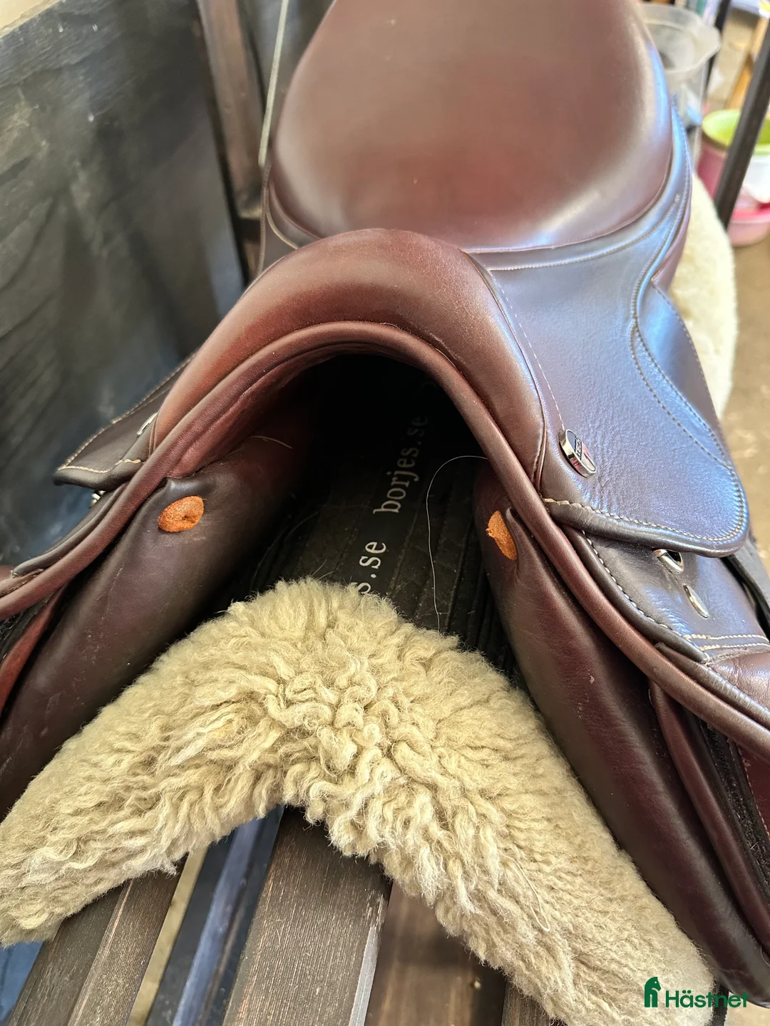 Sadlar hästutrustning till salu: Tech 1 hoppsadel nästintill ny  i Vintrosa - Annons 9