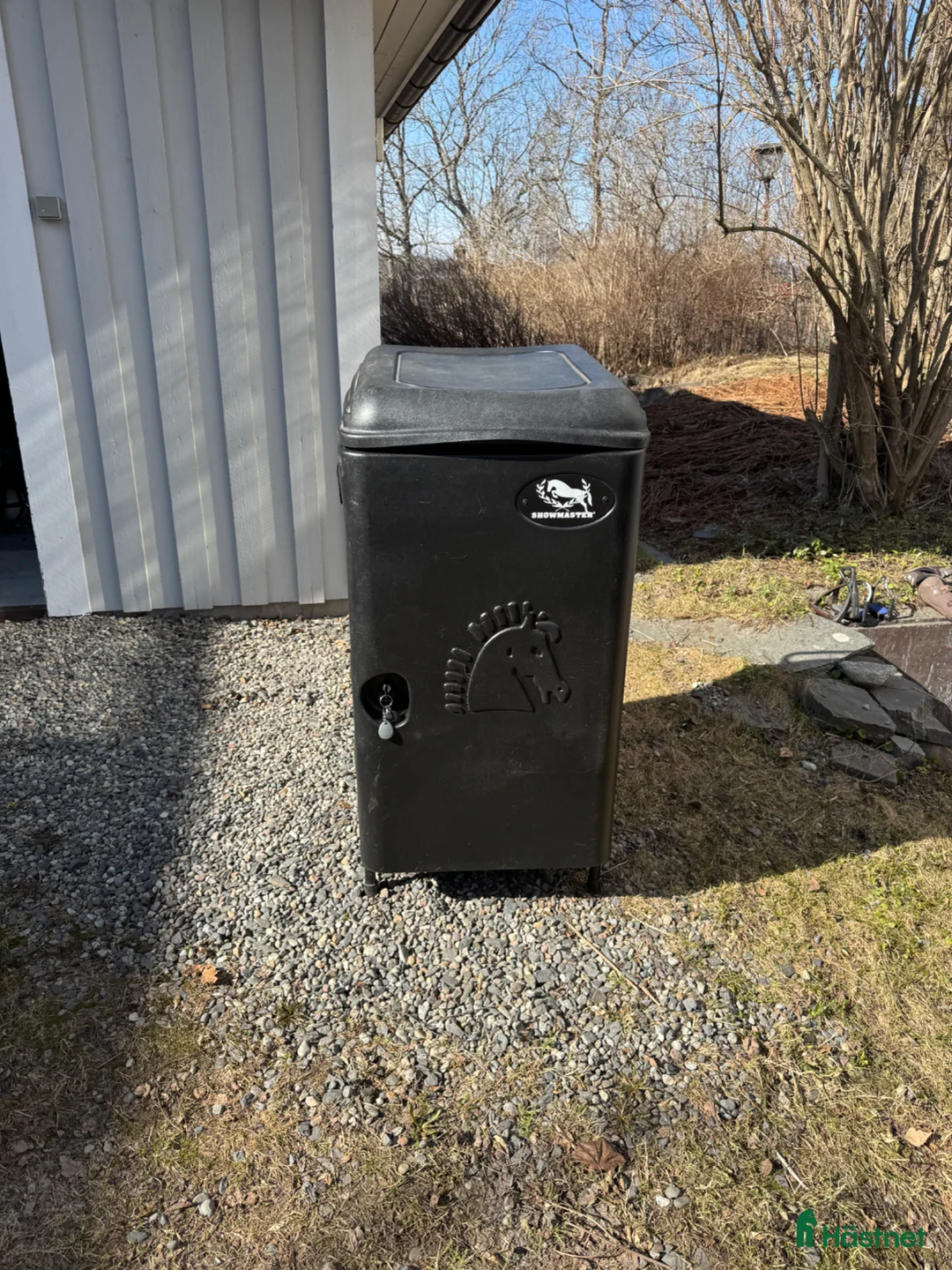 Övrig Hästutrustning hästutrustning till salu: Sadelskåp/Tävlingsskåp säljes!  - Annons 1