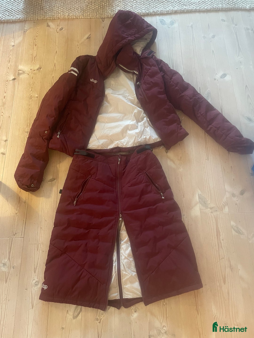 Övrigt Ridkläder ryttarutrustning till salu: Uhip ice jacka med kjol i Ekerö - Annons 1