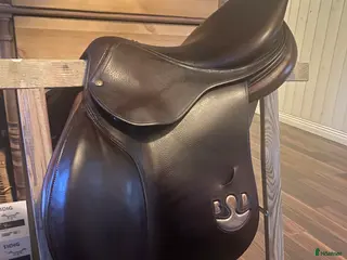 Sadlar hästutrustning Bruno Delgrange sadel för den långa! i Kil - Annons 13