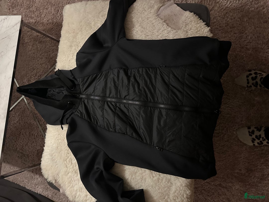 Jackor & Kavajer ryttarutrustning till salu: Pikuer Jacka i Rättvik - Annons 1