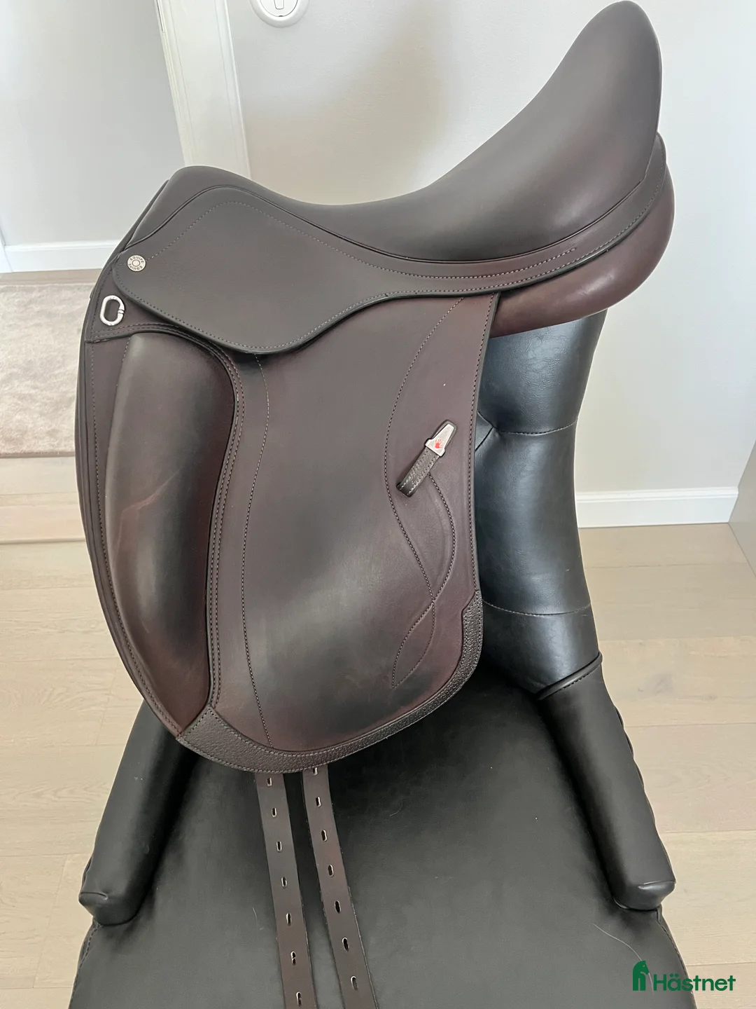 Sadlar hästutrustning till salu: Equipe Olympia - nyskick i Norrtälje - Annons 1