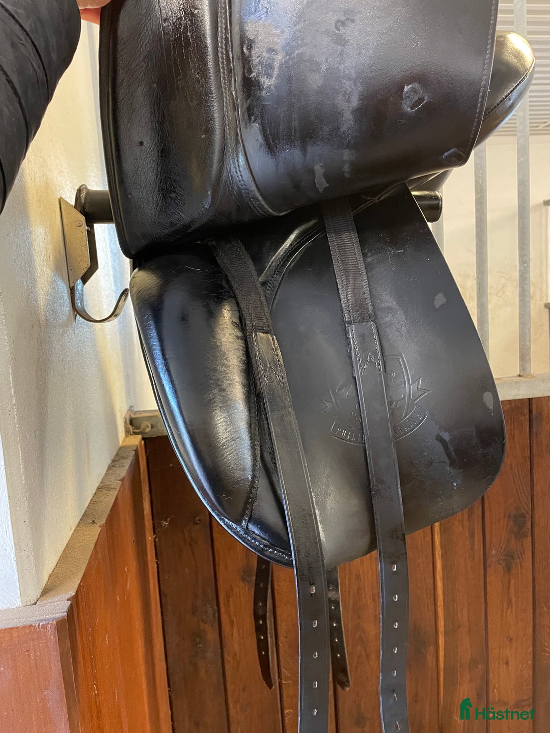 Sadlar hästutrustning till salu: Skön Dressyrsadel i Nykvarn - Annons 2