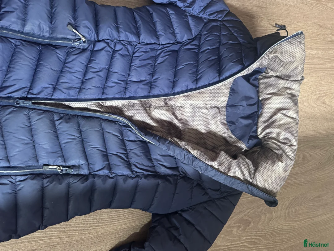 Jackor & Kavajer ryttarutrustning till salu: Uhip jacka i Örebro - Annons 9