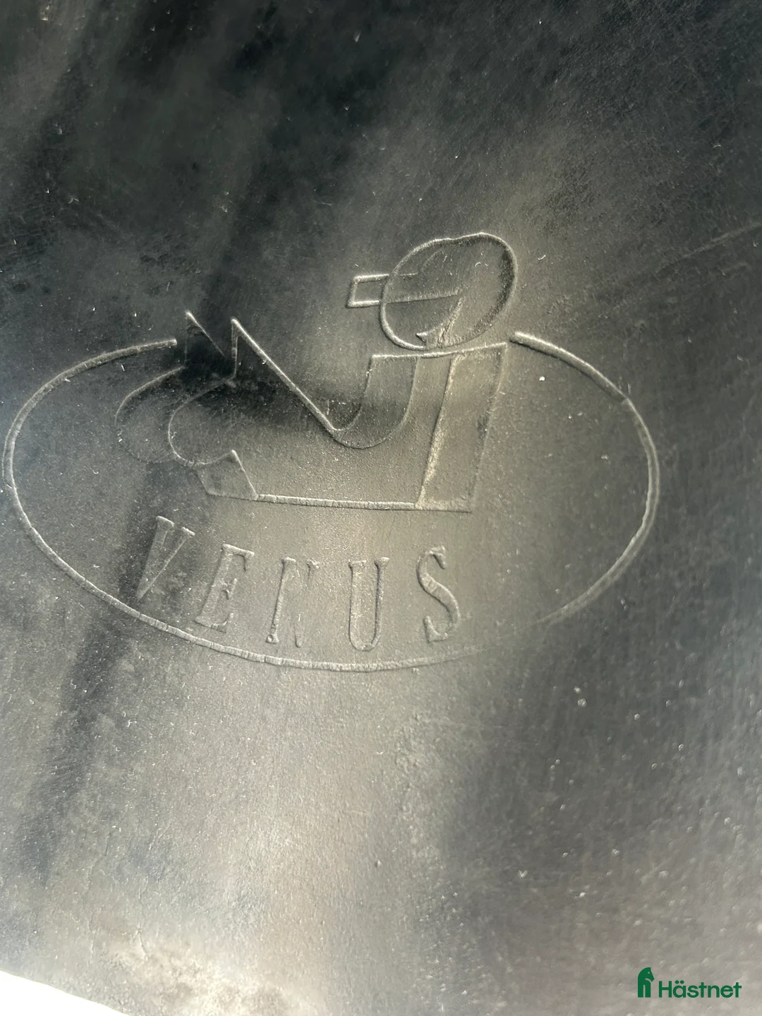 Sadlar hästutrustning till salu: Dressyrsadel Prestige Venus 16’ i Uppsala - Annons 5