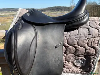 Sadlar hästutrustning Prestige X-Helen - Annons 1