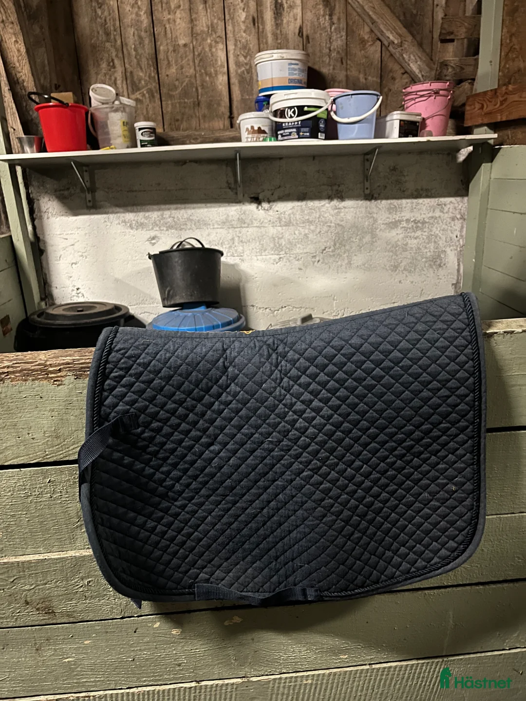 Schabrak & Vojlockar hästutrustning till salu: Tre schabrak - Annons 3