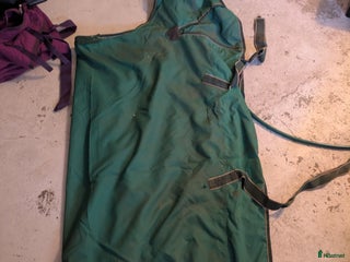 Täcken hästutrustning till salu: Fleecefodrat regntäcke i Älmhult - Annons 2