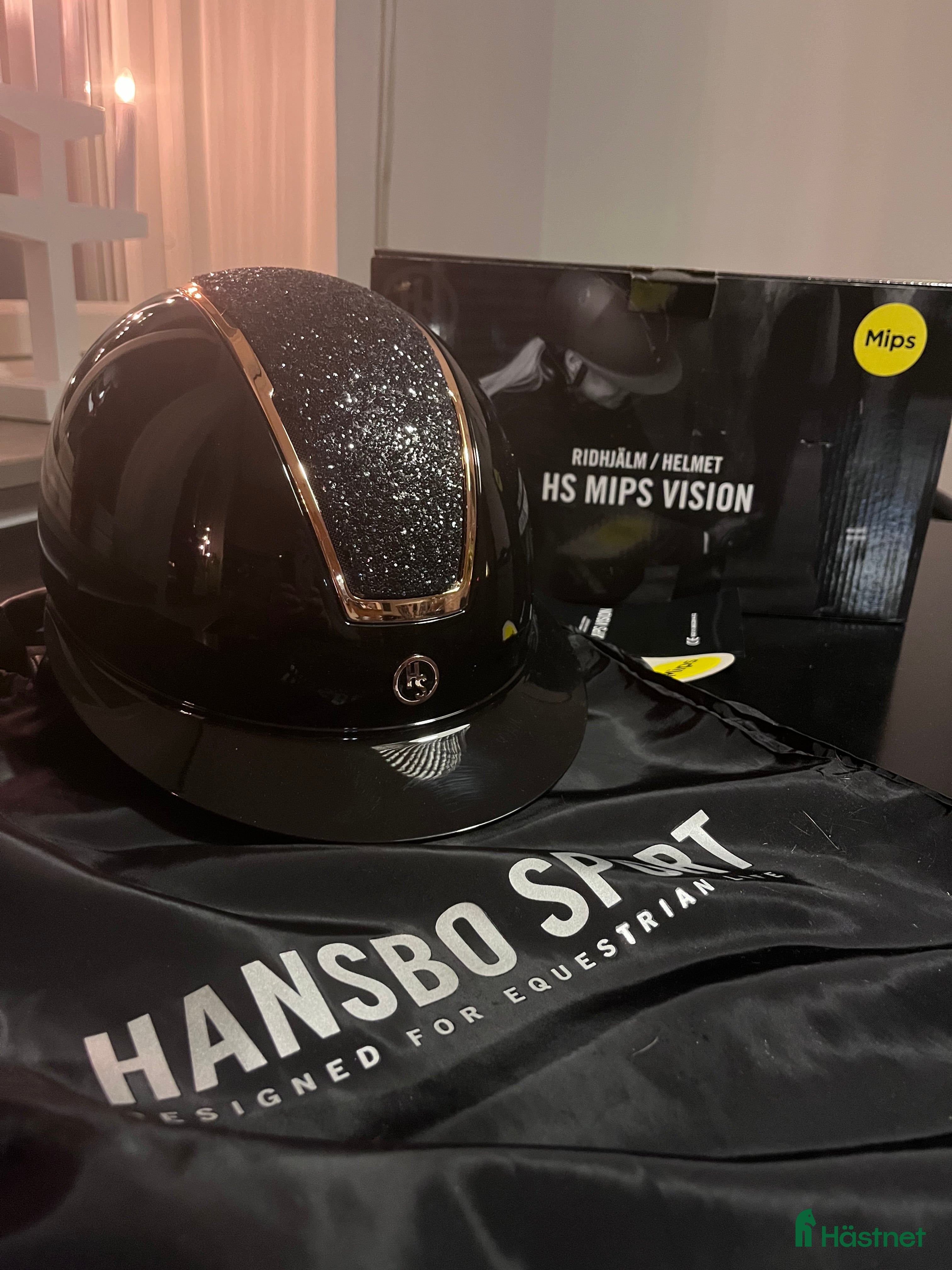 Hjälmar ryttarutrustning till salu: Hansbo golden chrome mips vision  i Asarum - Annons 19