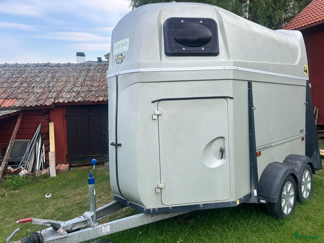 Hästtransporter  fordon & transport till salu: Rejält släp  i Falun - Annons 2