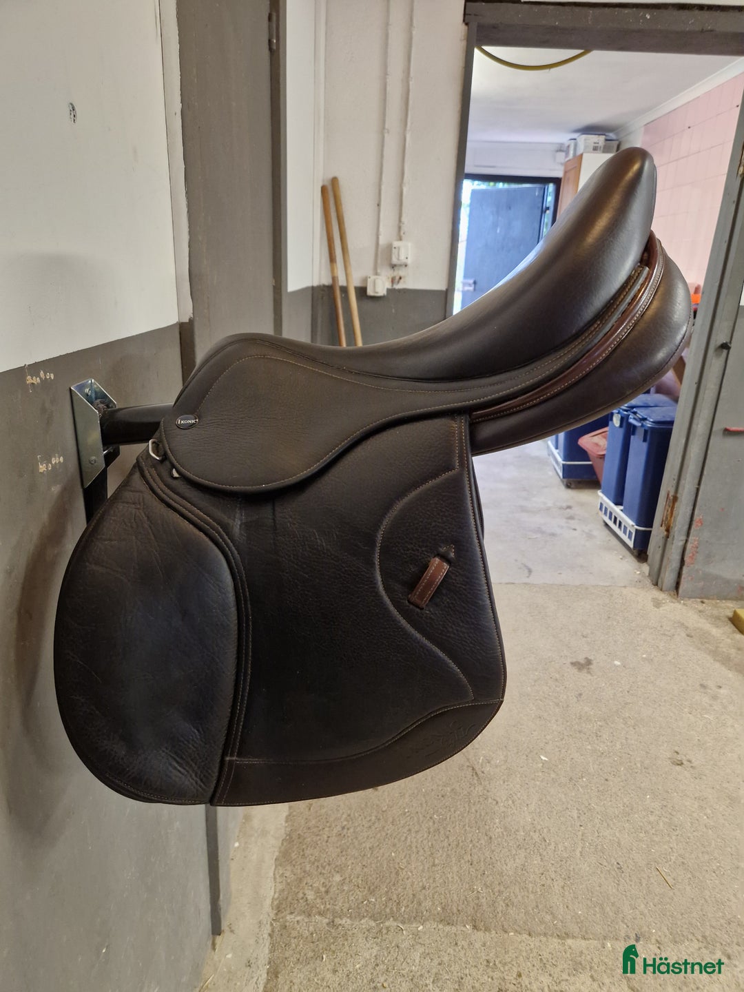 Sadlar hästutrustning till salu: Hoppsadel i Stjärnhov - Annons 2