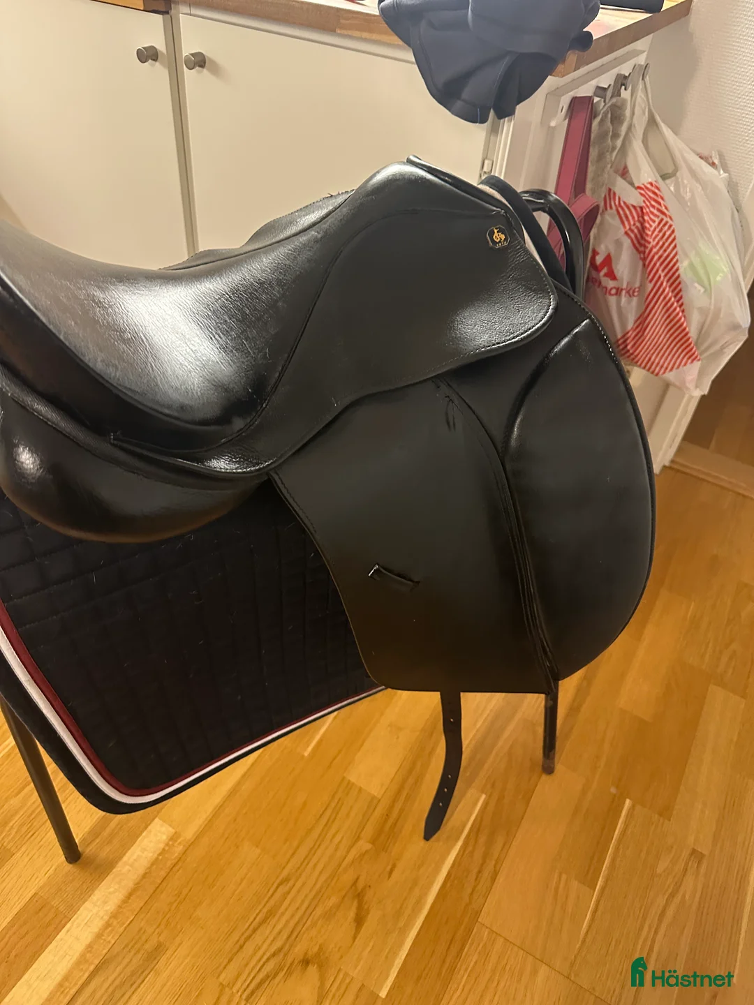 Sadlar hästutrustning till salu: Fynd *Dressyrsadel Crown Ideal 17” MW i Borlänge - Annons 15