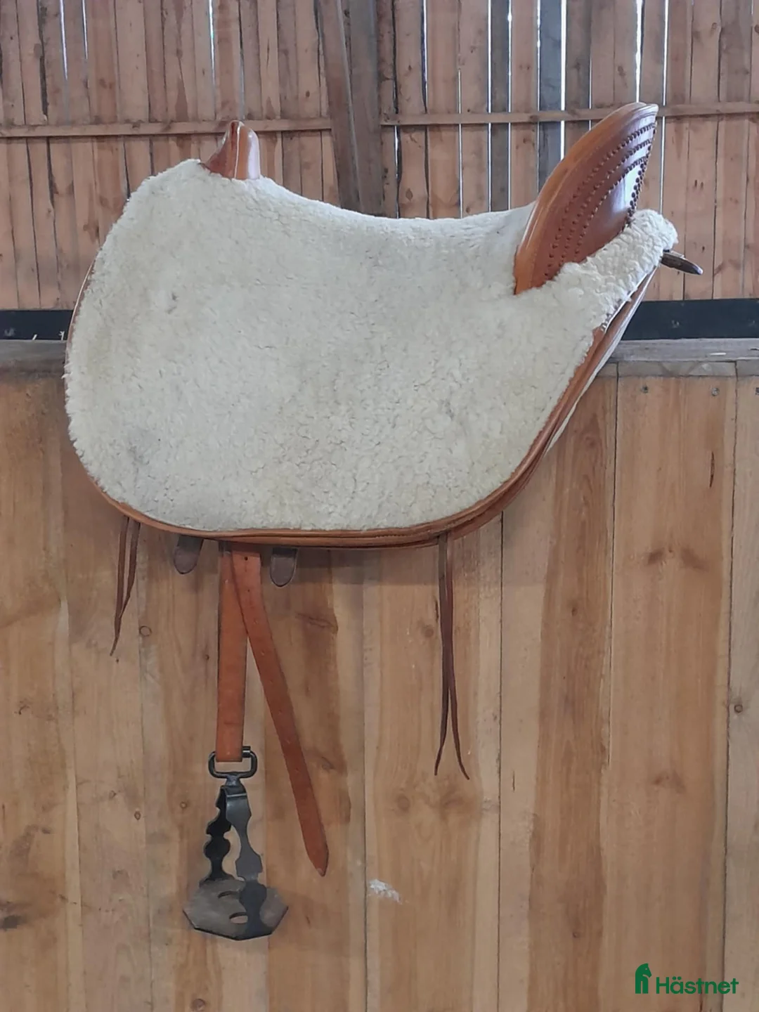 Sadlar hästutrustning till salu: Spansk vaquerosadel i Katthammarsvik - Annons 1