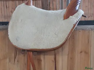 Sadlar hästutrustning Spansk vaquerosadel i Katthammarsvik - Annons 1