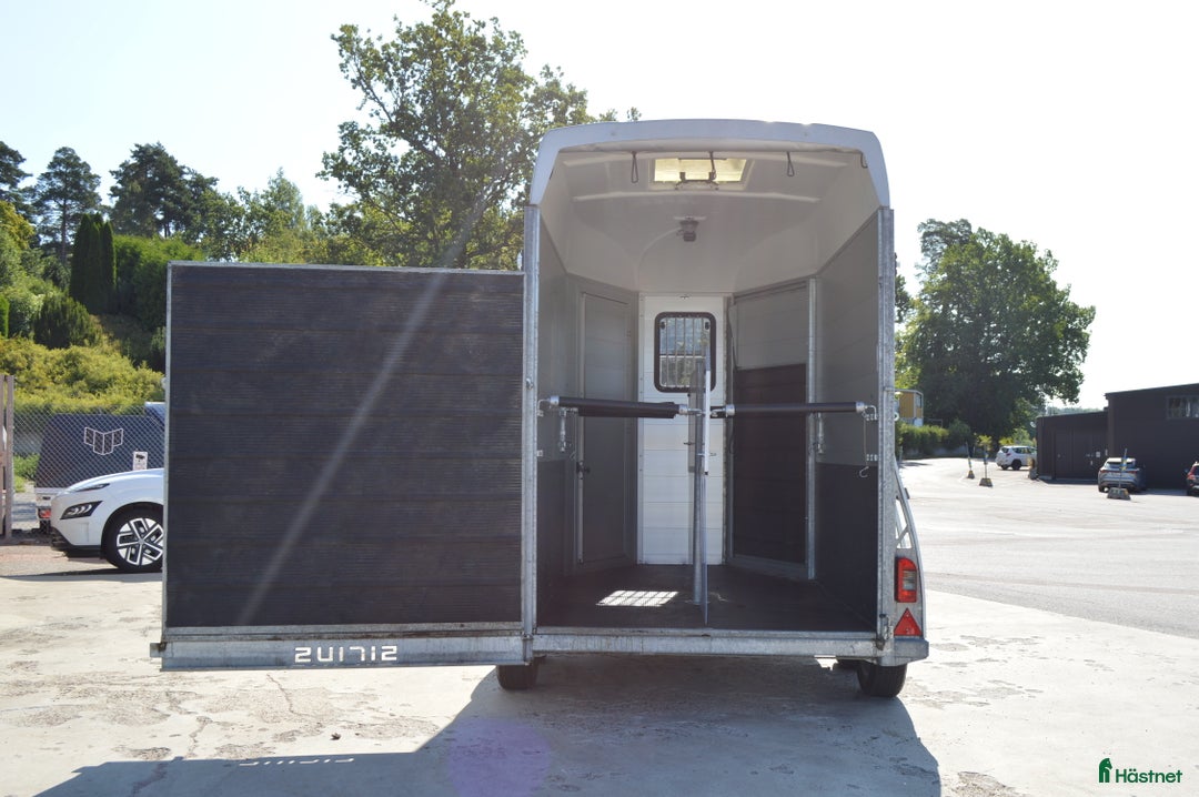Hästtransporter  fordon & transport till salu: Sirius S80 2022 i Kvicksund - Annons 8