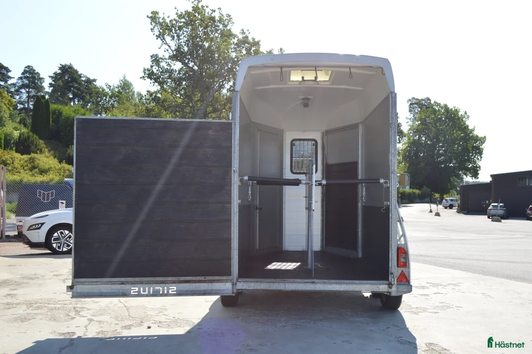 Hästtransporter  fordon & transport till salu: Sirius S80 2022 i Kvicksund - Annons 8