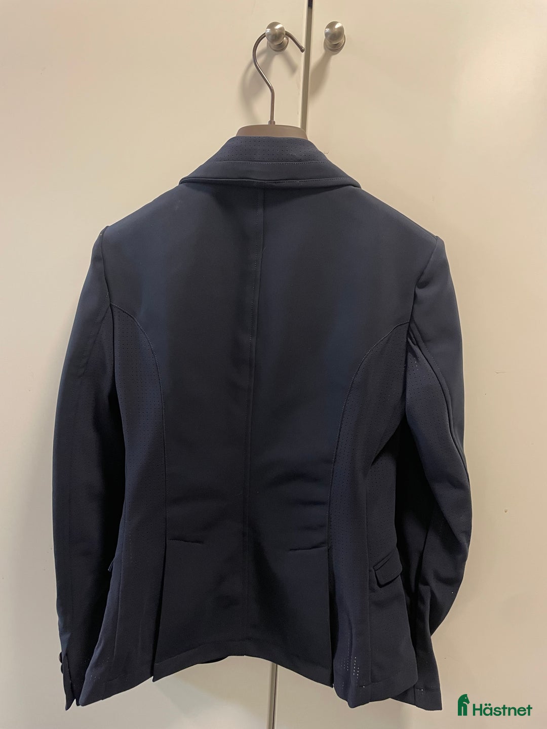 Jackor & Kavajer ryttarutrustning till salu: Kavaj i Göteborg - Annons 4