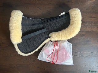 Sadeltillbehör hästutrustning till salu: Sadelpadd i Vällingby - Annons 3