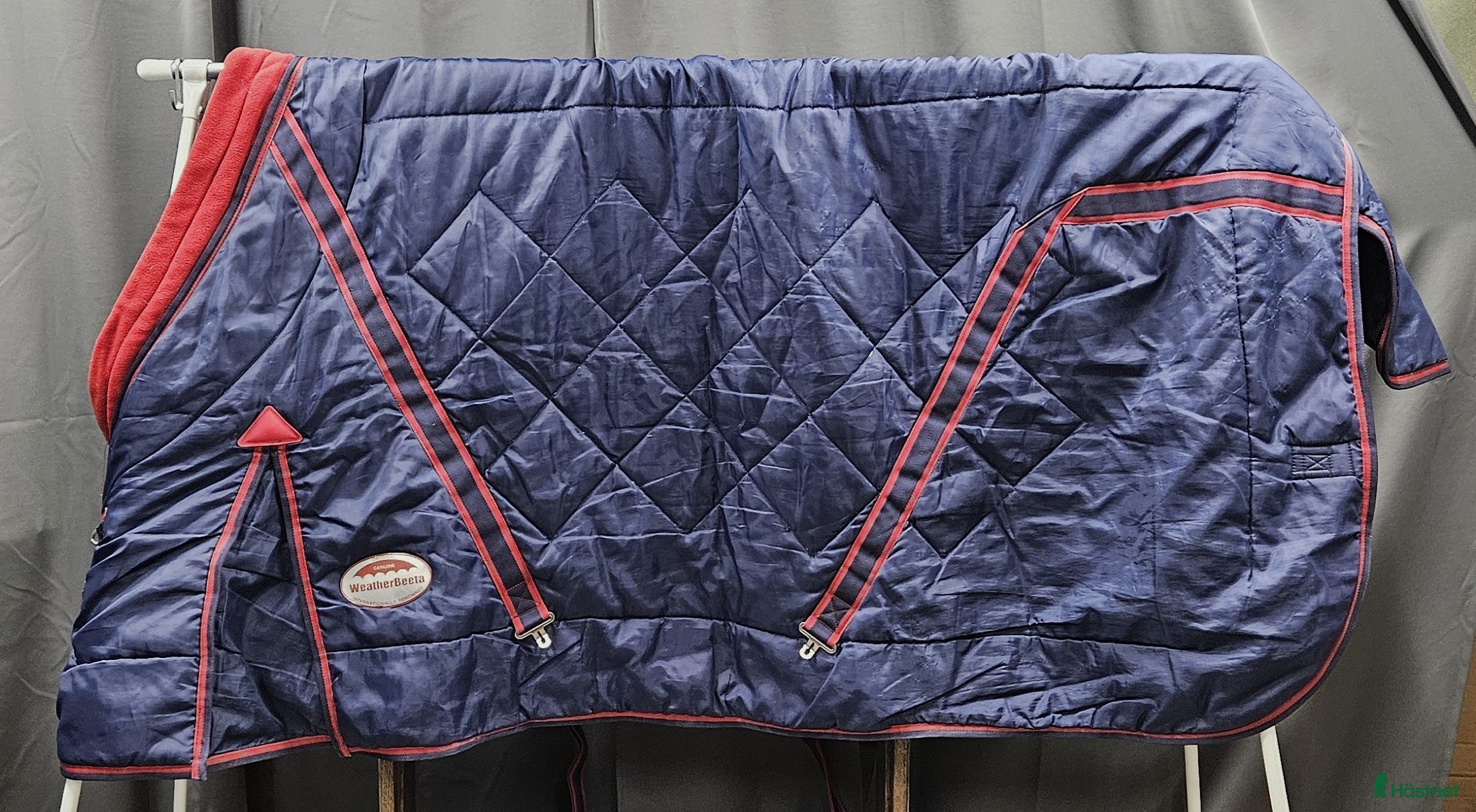 Täcken hästutrustning till salu: Stalltäcke, 145 cm, Weatherbeeta i Gällivare - Annons 18