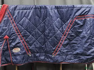 Täcken hästutrustning Stalltäcke, 145 cm, Weatherbeeta i Gällivare - Annons 3