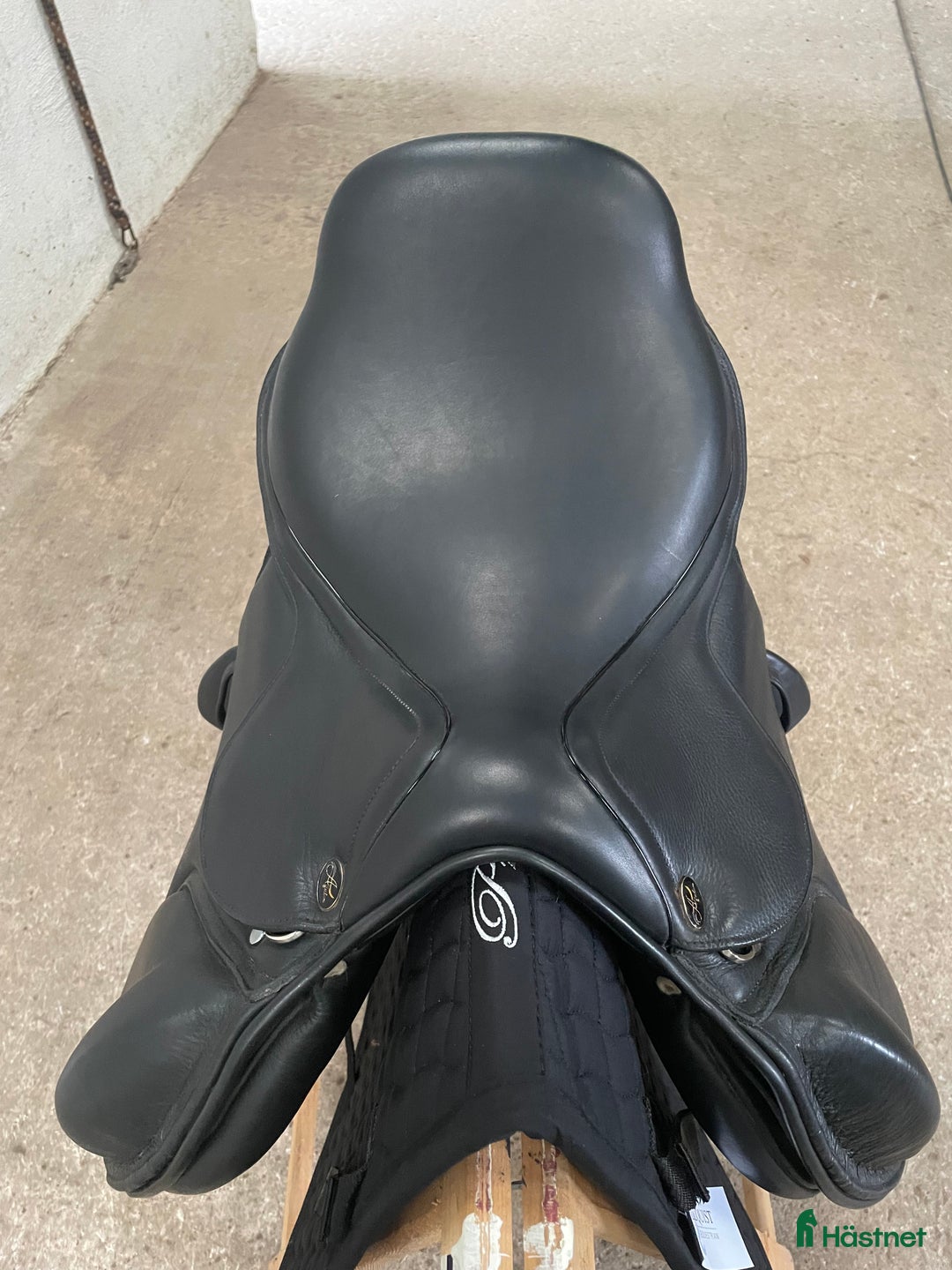 Sadlar hästutrustning till salu: Sadel Faith i Tygelsjö - Annons 2