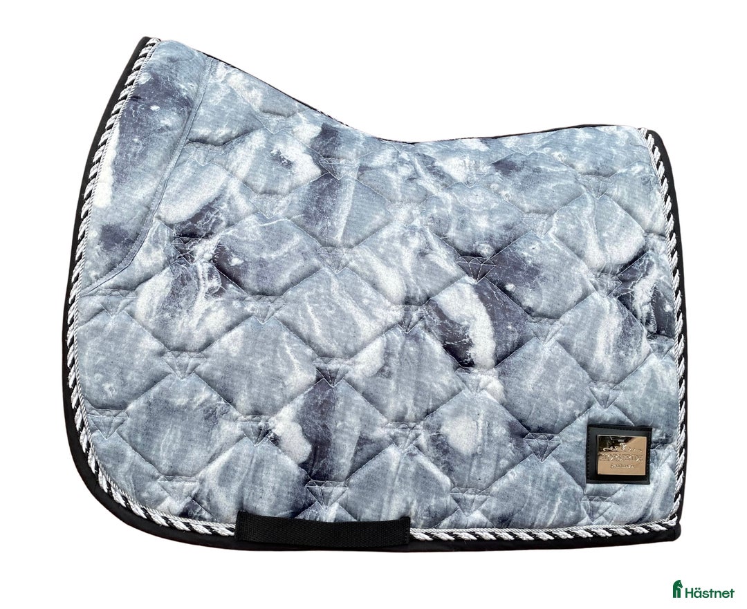 Sadeltillbehör hästutrustning till salu: Nya schabrak i Valbo - Annons 7