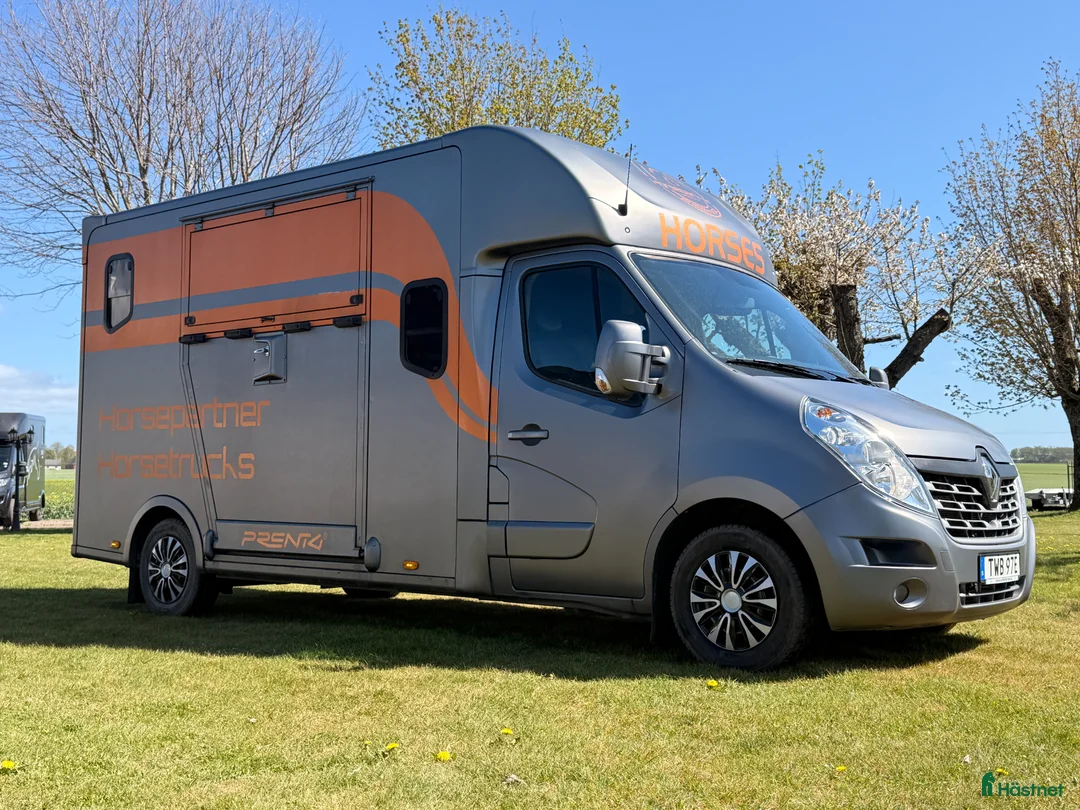 Hästlastbilar  fordon & transport till salu: Renault Master Horsepartner Exclusive - Hästbil - Annons 1