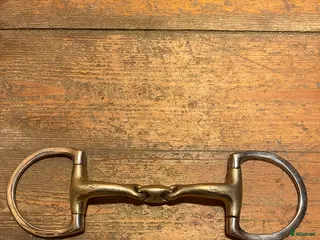 Bett hästutrustning Sprenger bett i fint skick - Annons 3