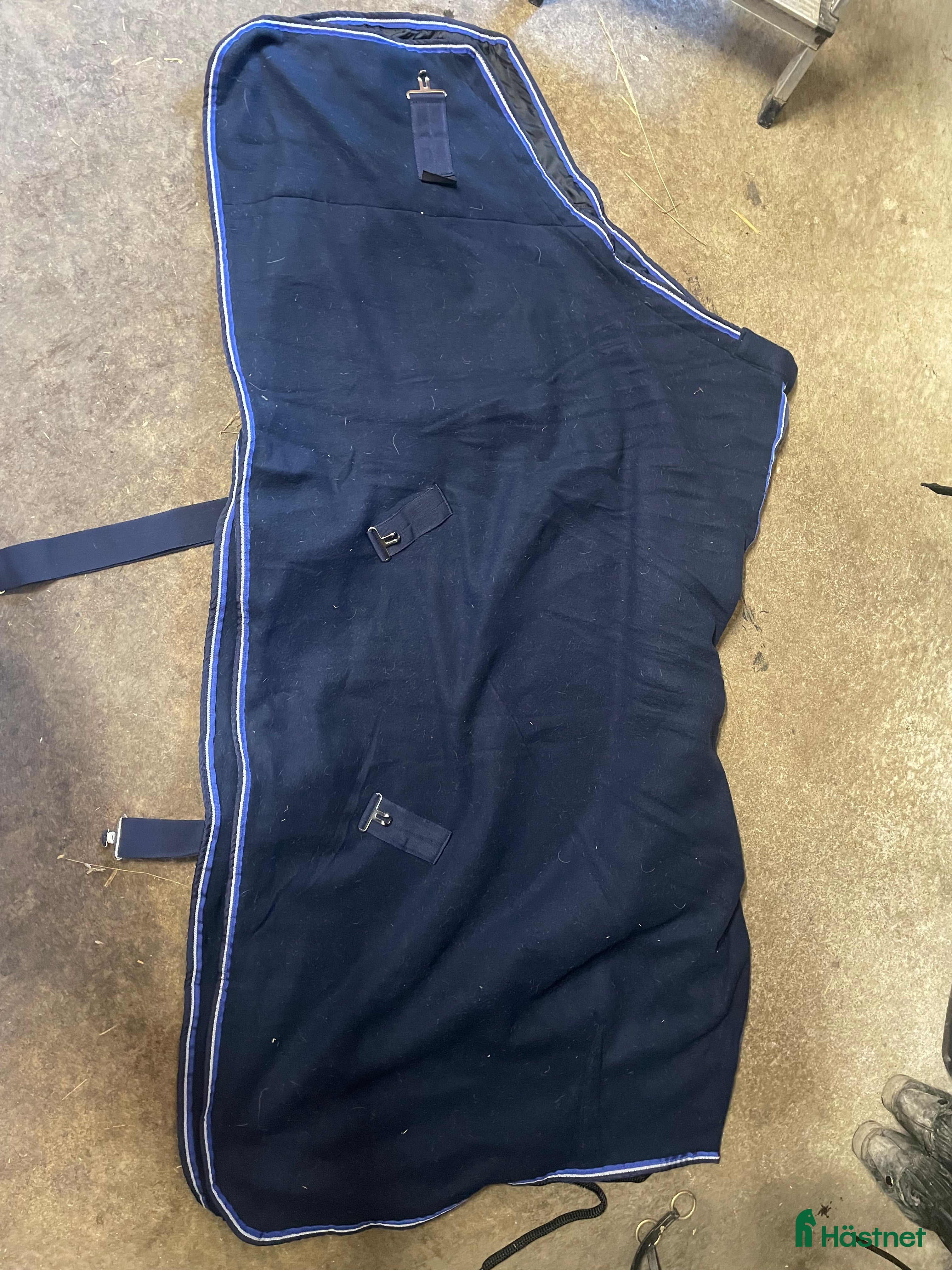 Täcken hästutrustning Blått billigt fleecetäcke  - Annons 19