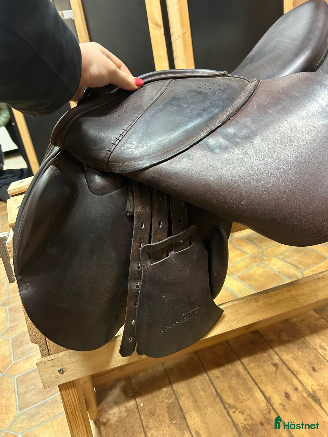 Sadlar hästutrustning till salu: Prestige Roma hoppsadel II Tabacco  i Rättvik - Annons 1