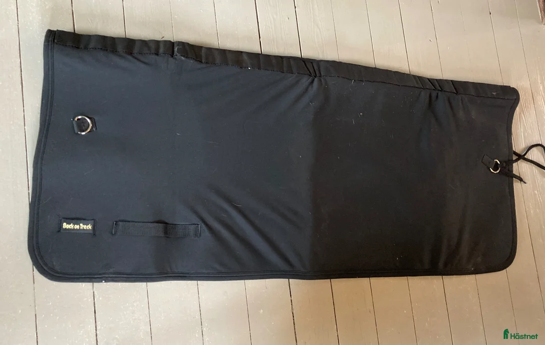 Övrig Hästutrustning hästutrustning till salu: Ryggvärmare  - Annons 2