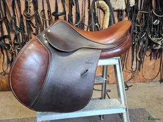 Sadlar hästutrustning till salu: Antares Altair 16.5tum/1N i Tjällmo - Annons 3