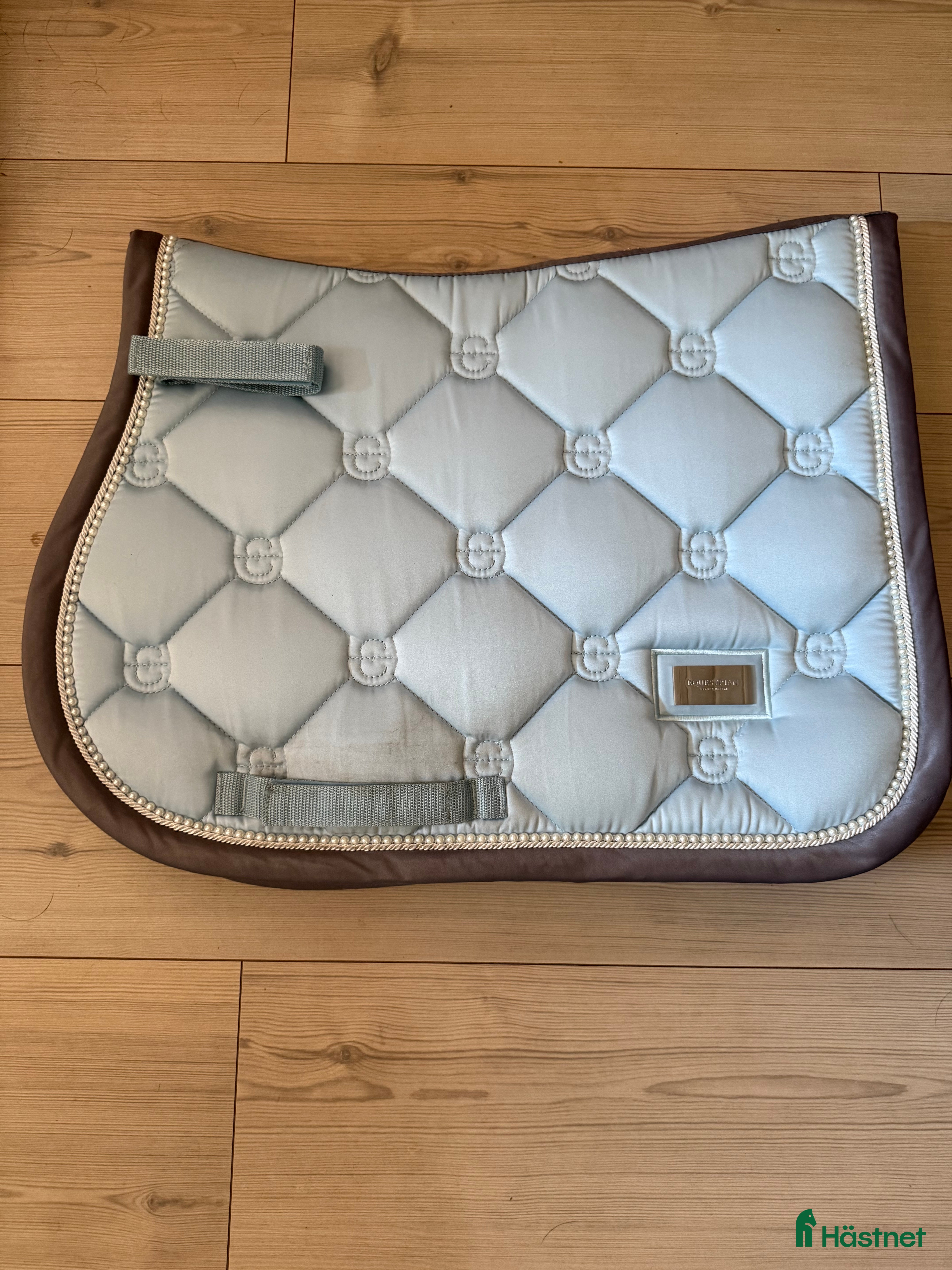 Schabrak &amp; Vojlockar hästutrustning till salu: Equestrian Stockholm schabrak ponny i Brottby - Annons 8