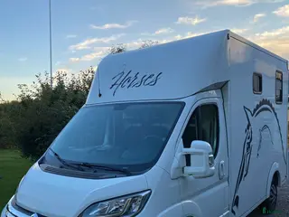 Hästlastbilar fordon & transport till salu: B-kortslastbil med hög lastvikt (1005kg) - Annons 1