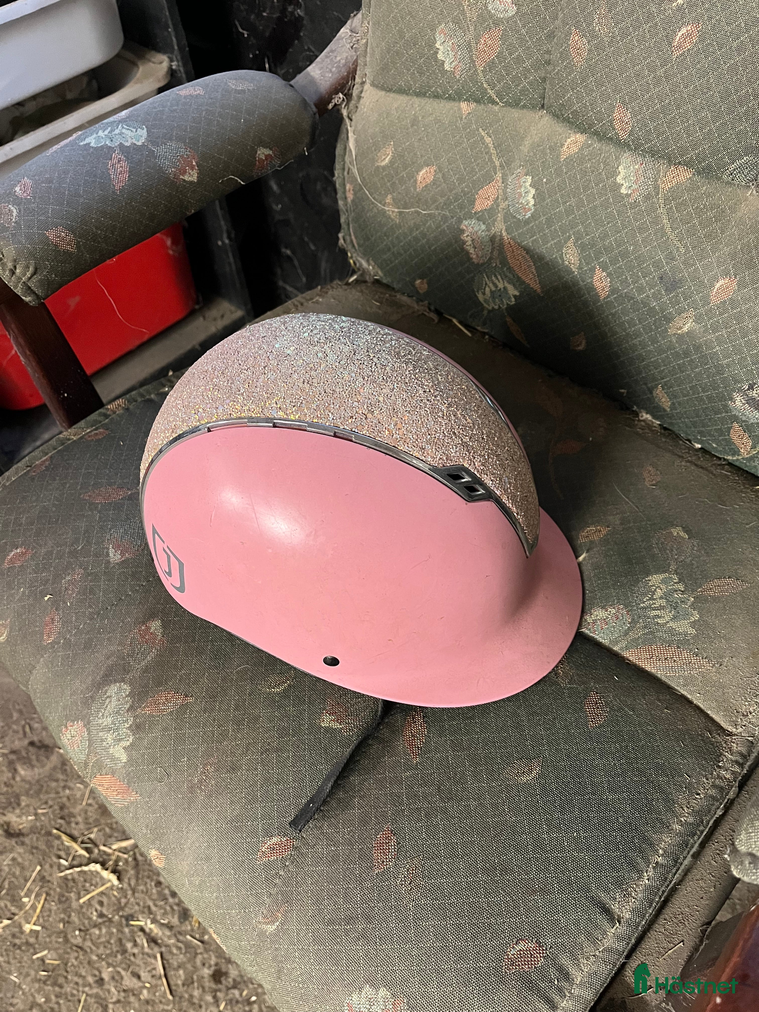 Hjälmar ryttarutrustning till salu: Jacson Philly  - Annons 22