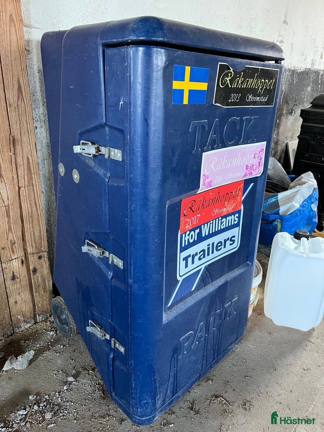 Övrig utrustning övrig utrustning till salu: Sadelskåp  i Smedstorp - Annons 2