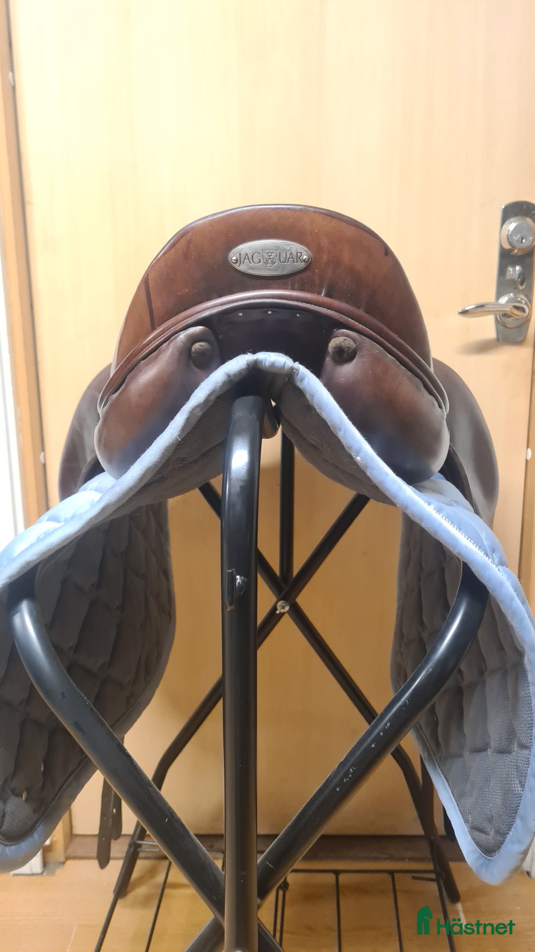 Sadlar hästutrustning till salu: Jaguar XKC i Hamneda - Annons 4