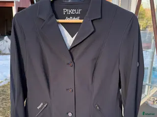 Jackor & Kavajer ryttarutrustning till salu: Pikeur Softshell - Annons 3