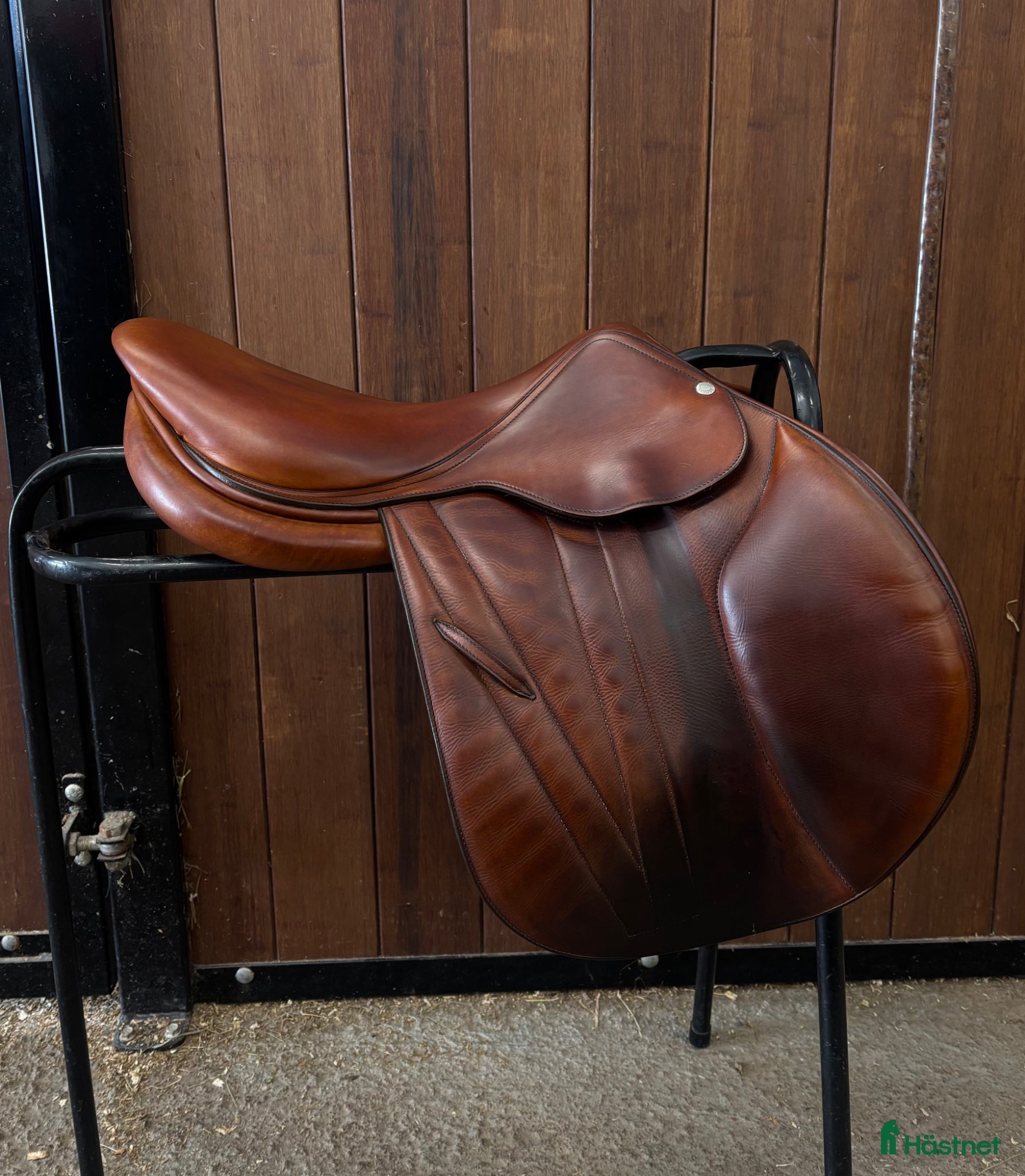 Sadlar hästutrustning Fin Butet hoppsadel - Annons 1