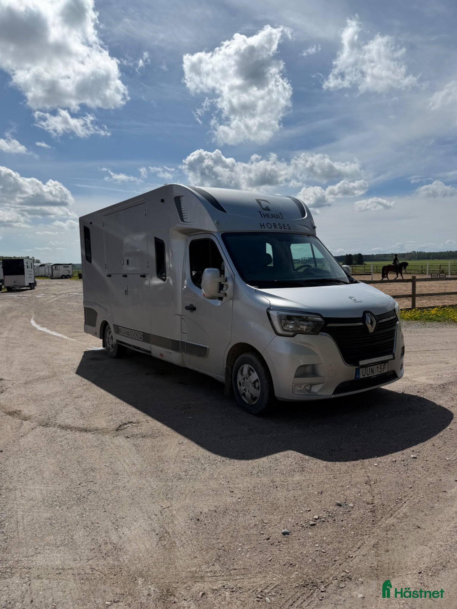 Hästlastbilar  fordon & transport till salu: Theault proteo 5L switch Hästlastbil  - Annons 4