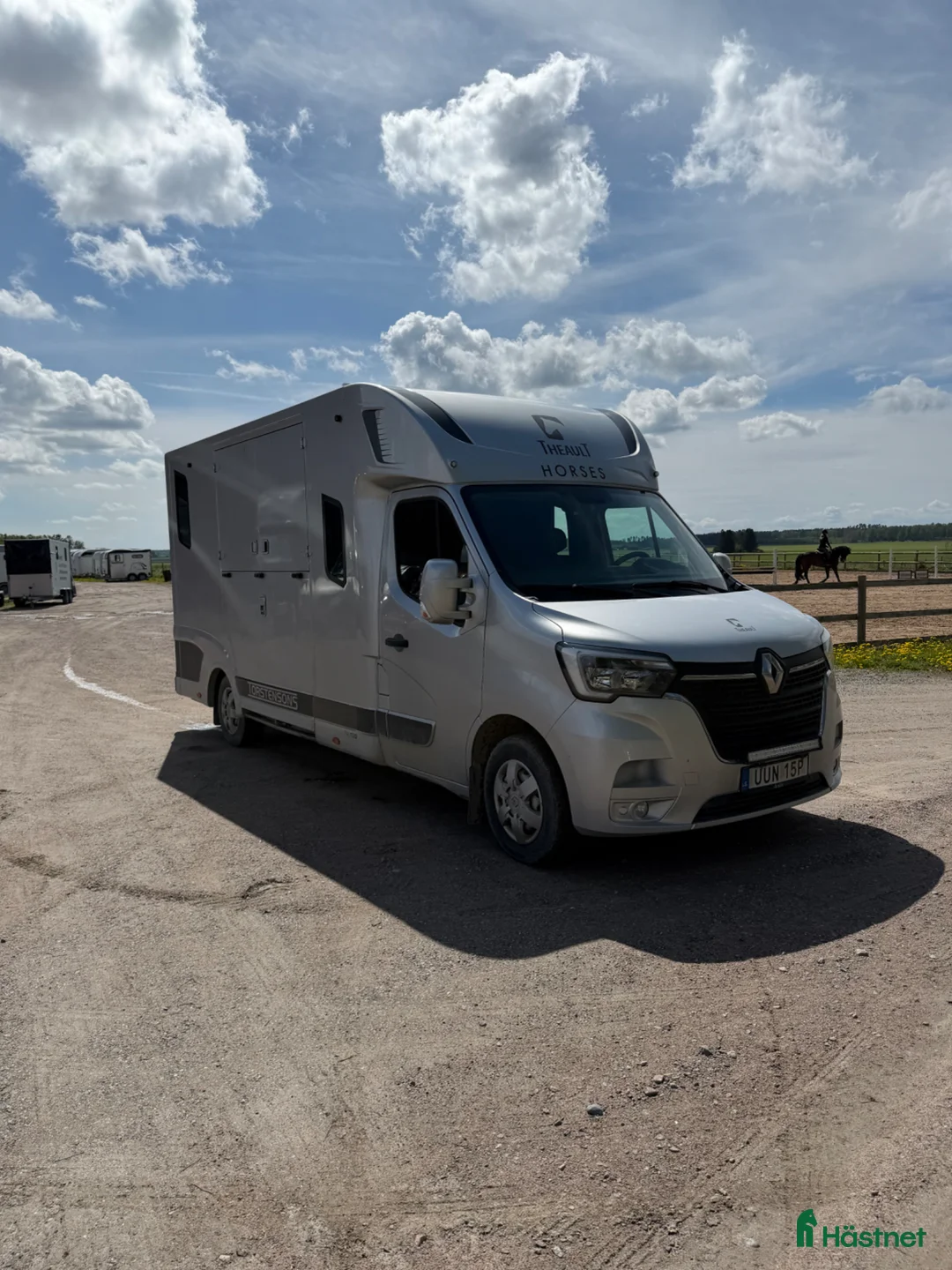 Hästlastbilar  fordon & transport till salu: Theault proteo 5L switch Hästlastbil  - Annons 1