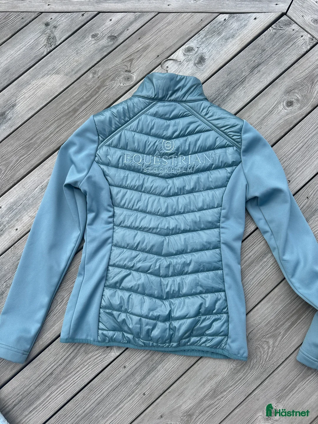 Jackor & Kavajer ryttarutrustning till salu: Equestrian Stockholm active performance jacket i Upplands Väsby - Annons 1